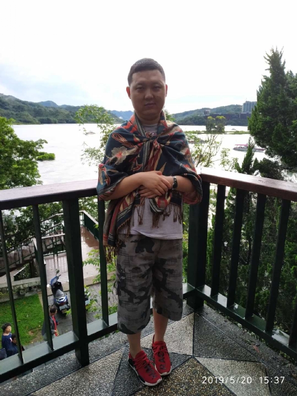 爱情里的俩个人的第一张照片--政和交友网