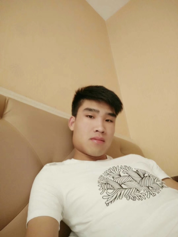 谁不曾孤单上路的第一张照片--政和交友网