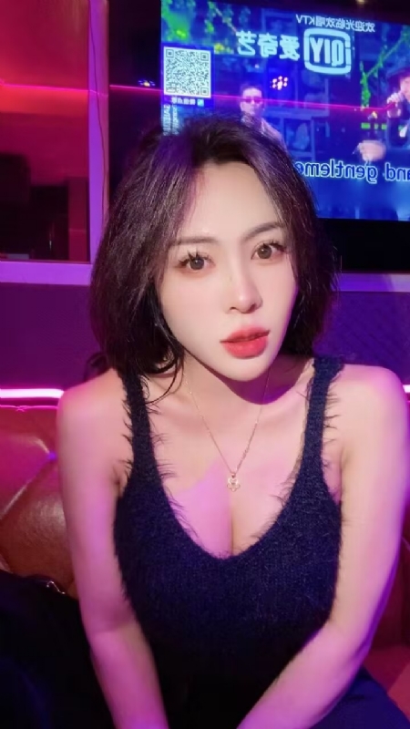 素素可月的第一张照片--政和交友网