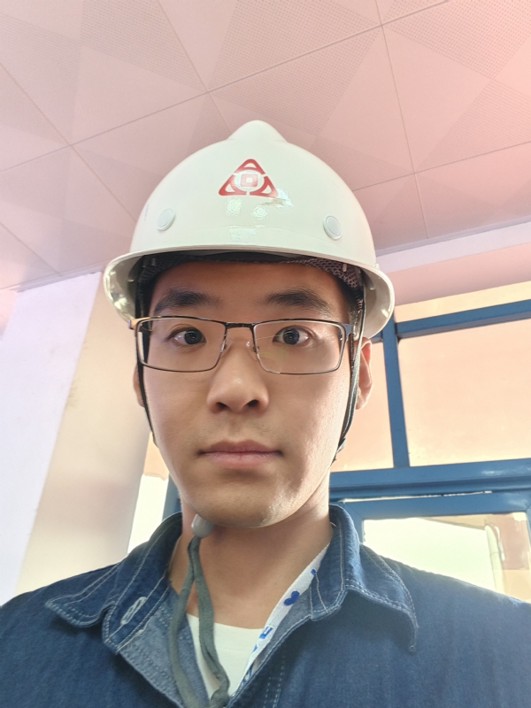 何鹏宇的第二张照片--政和交友网